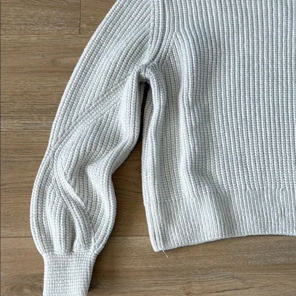 H&M Sweater Knit CrewNeck Womens L Top - Picture 6 of 7